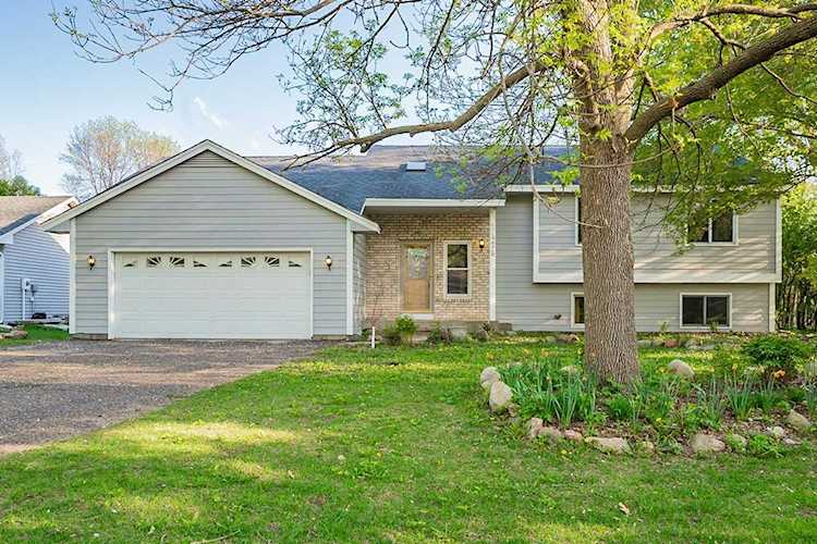 1425 88th Avenue N Brooklyn Park, MN 55444