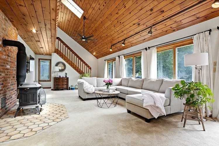 42 Spartan Arrow Rd Littleton, MA 01460