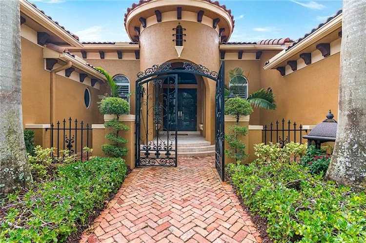 6375 NW 120th Dr Coral Springs, FL 33076