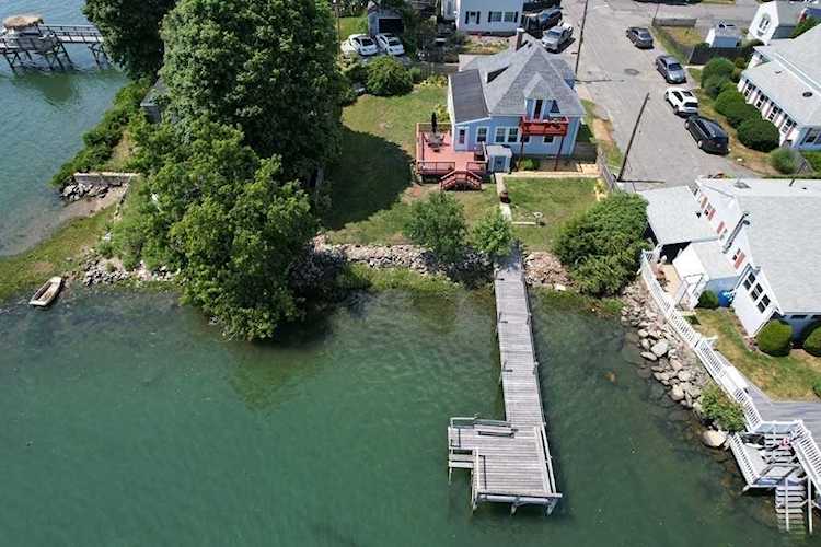 39 Crescent Ave Beverly, MA 01915 | MLS 73014568 Photo 1