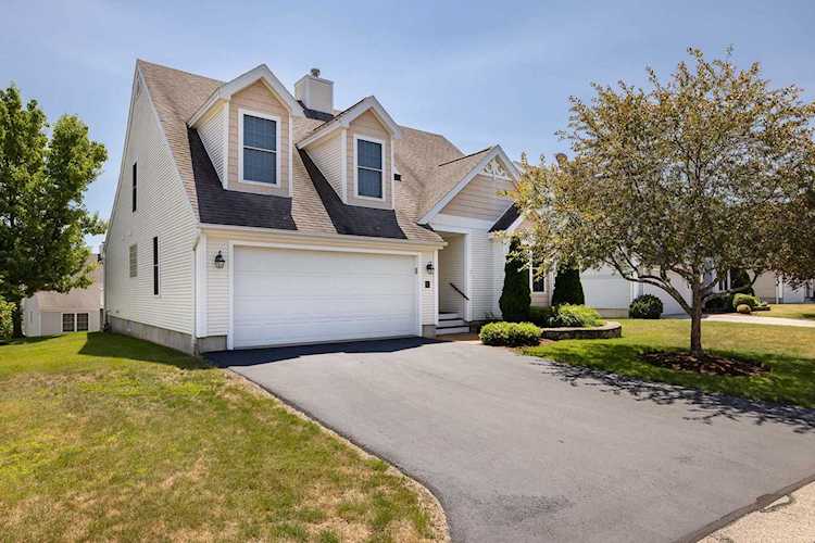 52 Hampton Meadows Hampton, NH 03842 | MLS 4921683 Photo 1