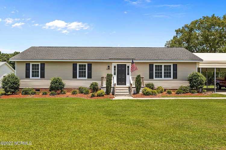 5835 Nc Hwy 33 Grimesland, NC 27837