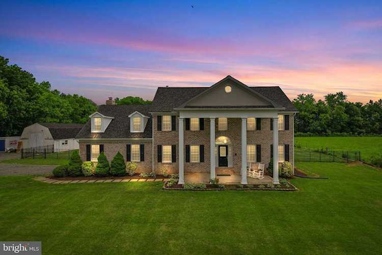 10801 Gallop Ln Bristow, VA 20136