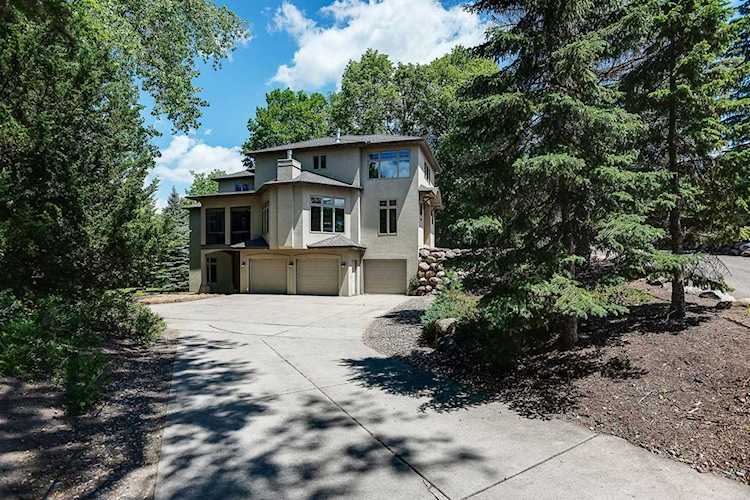 21892 Byron Circle Greenwood, MN 55331