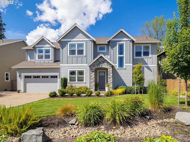 11427 SW Suzanne Tigard, OR 97223