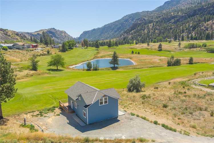 13 Golf Place Pateros, WA 98846