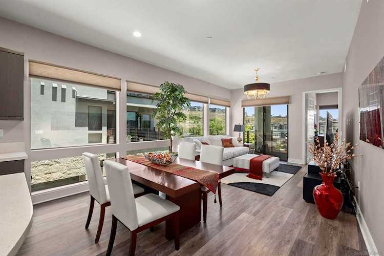 8521 Aspect San Diego, CA 92108
