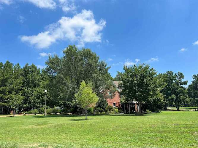 605 Schaeffer Loop Eads, TN 38028