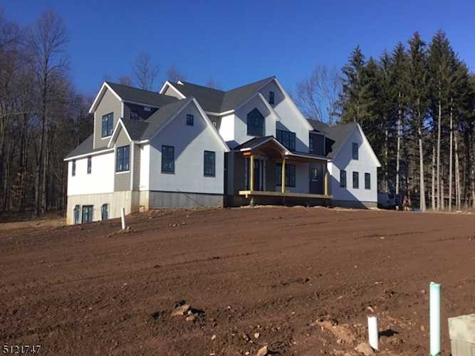 4 Twin Brooks Court Warren Twp., NJ 07059