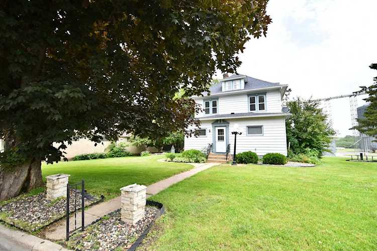 135 2nd Street E Wanamingo, MN 55983