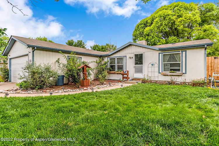 23 E Tamarack Circle Parachute, CO 81635 | MLS 176132 Photo 1