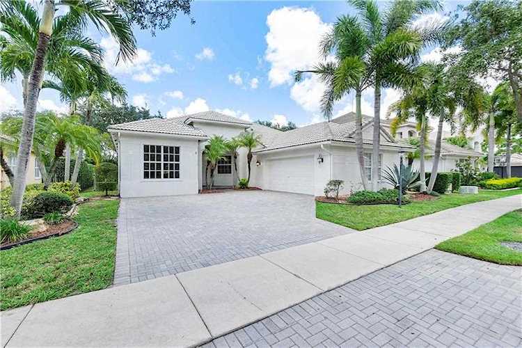 11235 NW 71st Ct Parkland, FL 33076