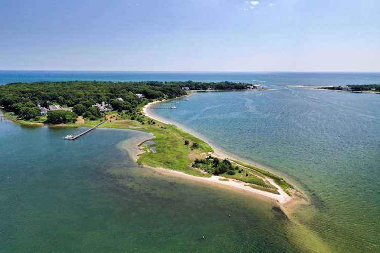 255 Bayberry Way Osterville, MA 02655
