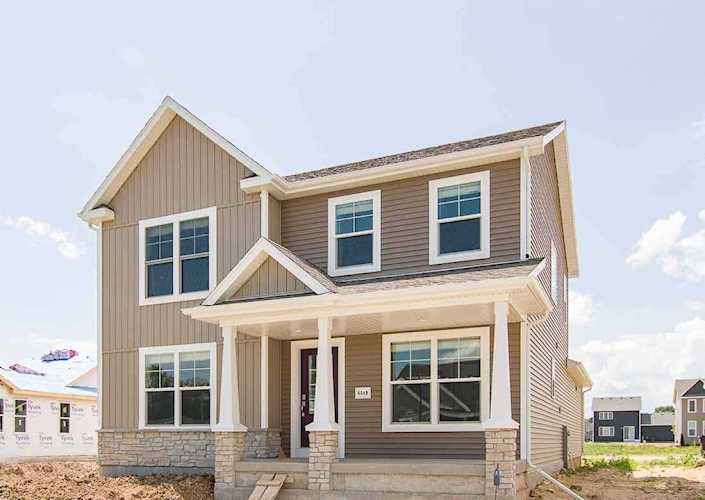 6549 Prairie Wood Dr Mcfarland, WI 53558