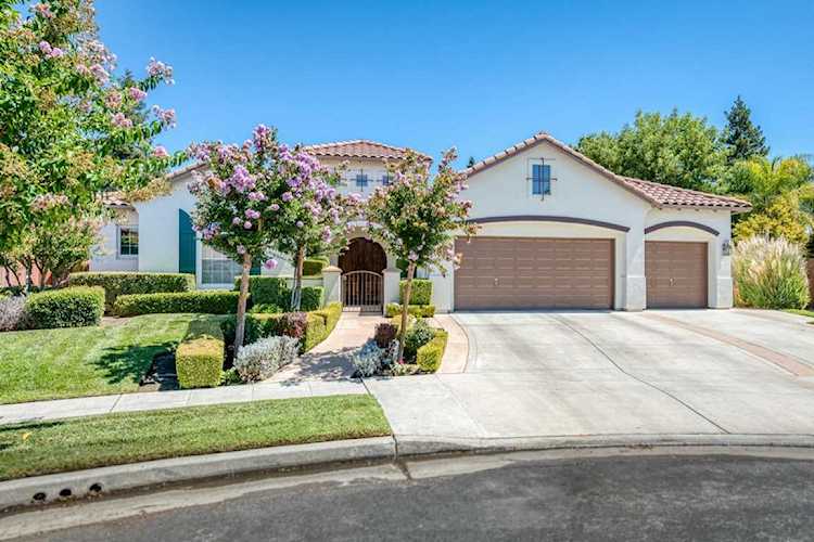 381 Houston Avenue Clovis, CA 93611 | MLS 582008 Photo 1