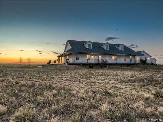 47001 E 152nd Ave Keenesburg, CO 80643