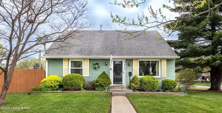 9409 Sue Helen Dr, Jeffersontown, KY 40299 - Charlene Heights $255,000 Photo 1