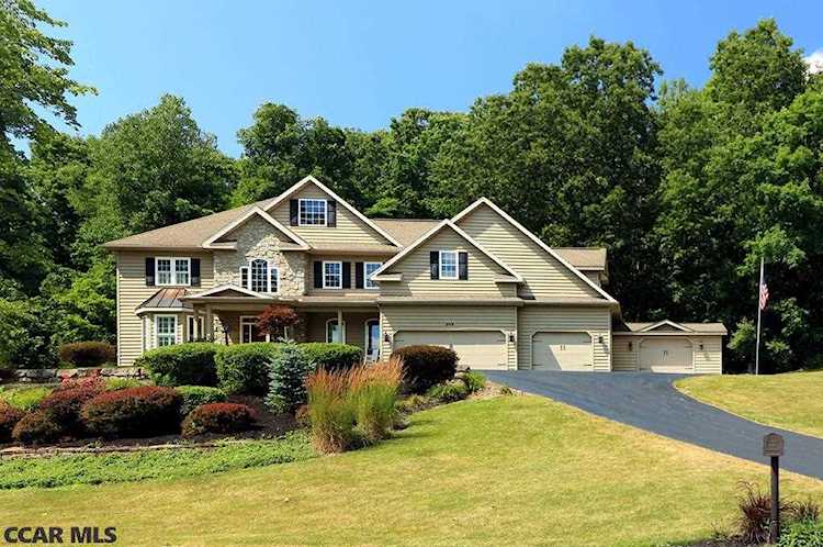 242 Michael Road Port Matilda, PA 16870