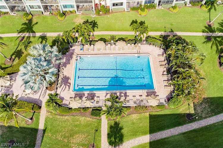 979 E Gulf Dr Sanibel, FL 33957