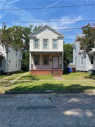 1318 Hull St Chesapeake, VA 23324