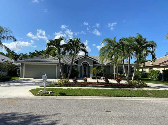 133 Black Olive Cres Crescent Royal Palm Beach, FL 33411