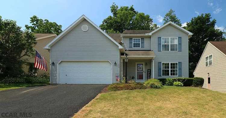 774 Tanager Drive State College, PA 16803