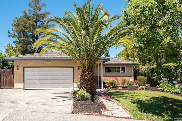 580 Arlington Circle Novato, CA 94947