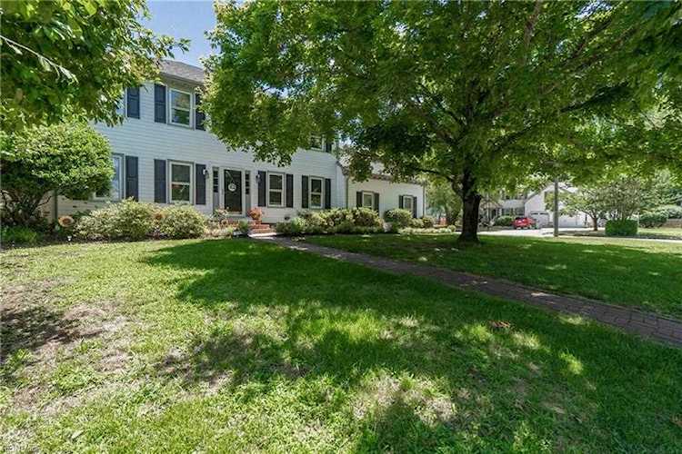 525 Hatteras Cres Chesapeake, VA 23322