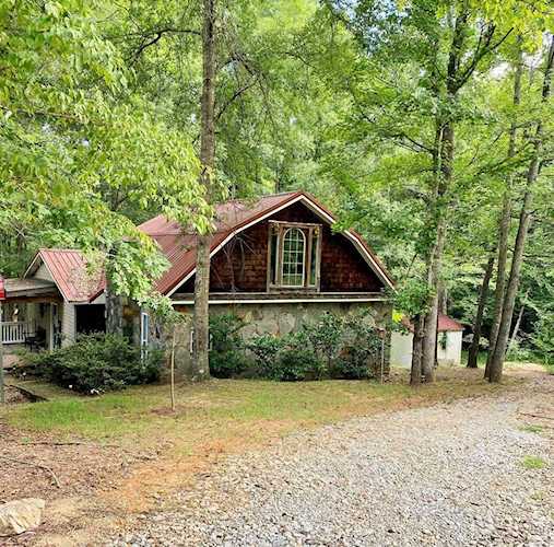 222 West Riverbend Drive Eatonton, GA 31024