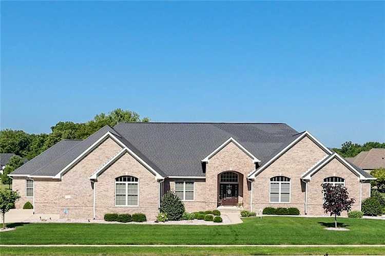5912 Claybourne Dr Bargersville, IN 46106
