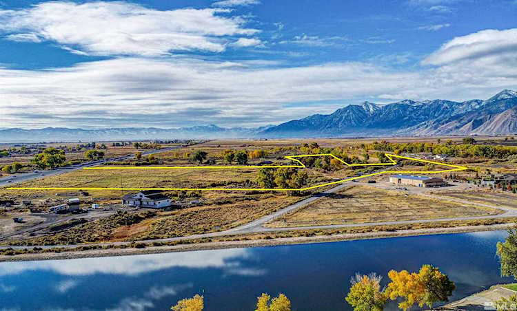 2880 N Hwy 395 Minden, NV 89423
