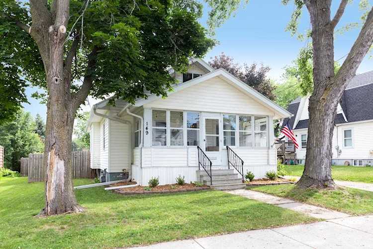 149 E Allouez Ave Green Bay, WI 54301
