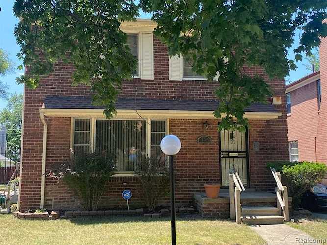 19785 Snowden St Detroit, MI 48235