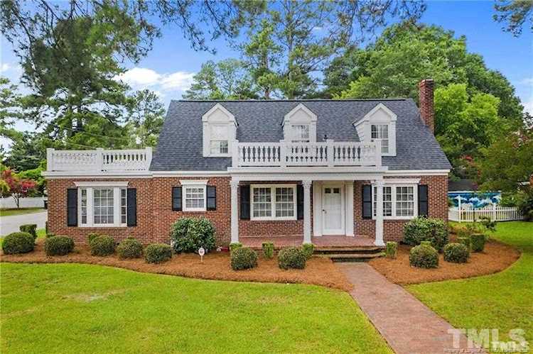 701 W Main Street Benson, NC 27504