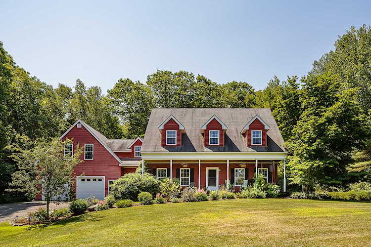 30 Pumpkin Way Rockport, ME 04856