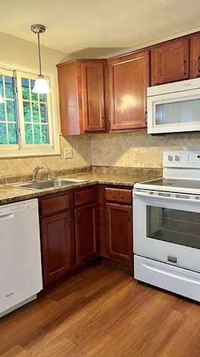 665 Robbins Ave #4 Dracut, MA 01826 | MLS 73017172 Photo 1