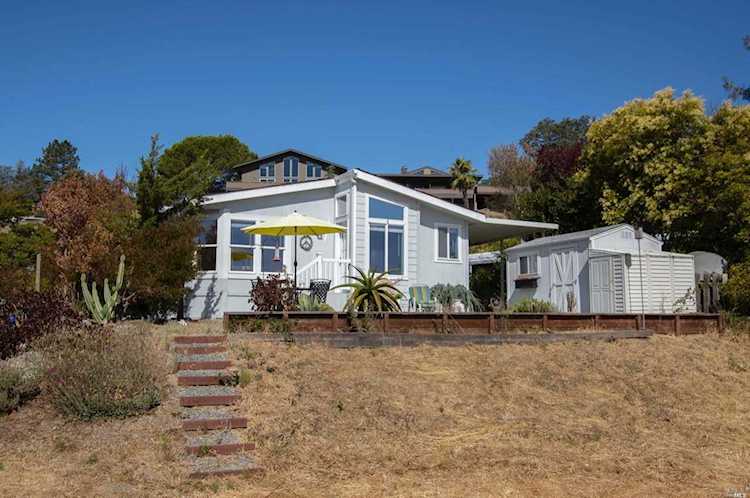 9 Club View Drive Novato, CA 94949 | MLS 322067814 Photo 1