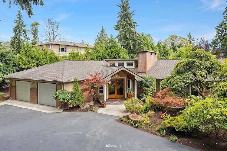 3826 E Mercer Way Mercer Island, WA 98040