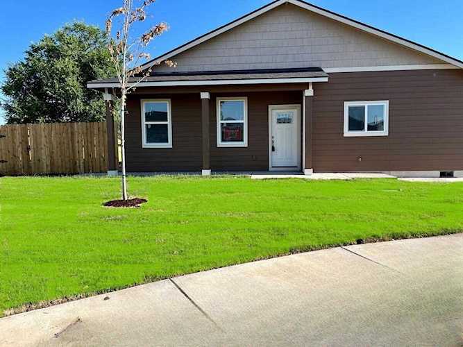 521 lot 16 SE Morgan Ct Madras, OR 97741