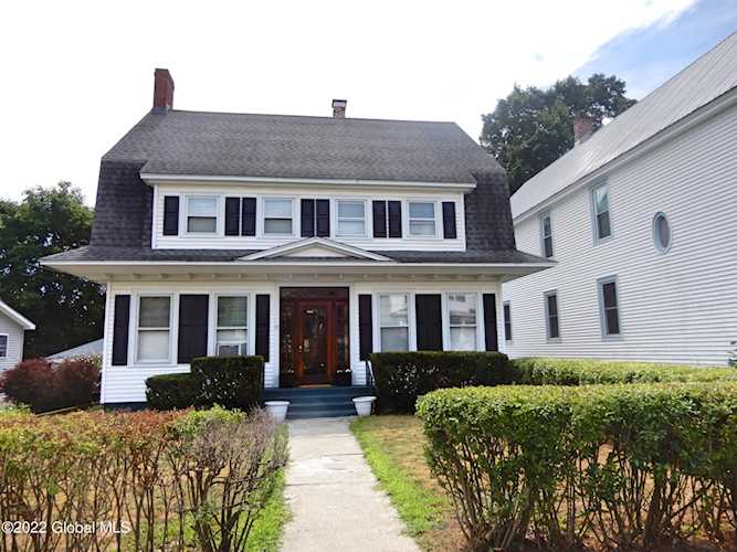 15 Fairview Ave Waterford, NY 12188 | MLS 202223455 Photo 1