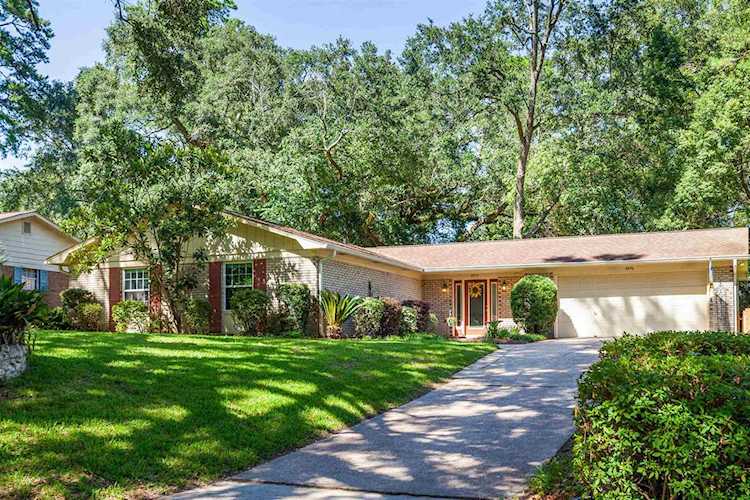 2970 Huntington Dr Tallahassee, FL 32308 in Woodgate Photo 1