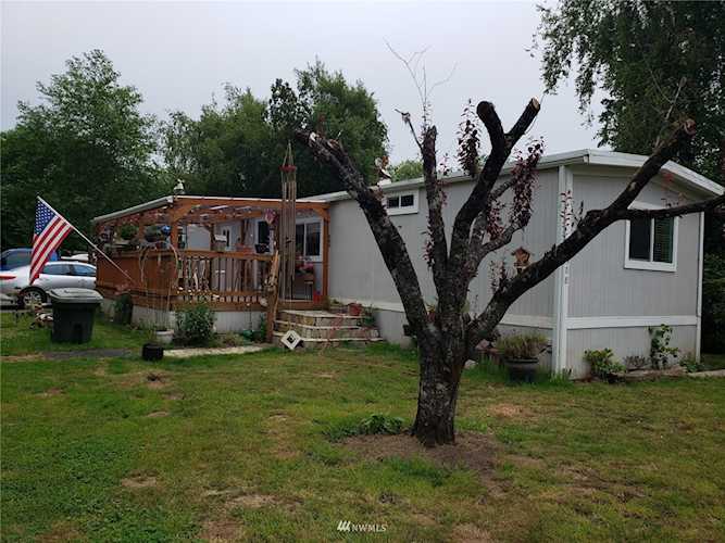 1508 30th St Seaview, WA 98644