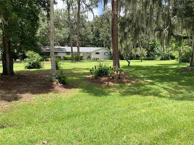 6105 Irby Ln E Lakeland, FL 33811