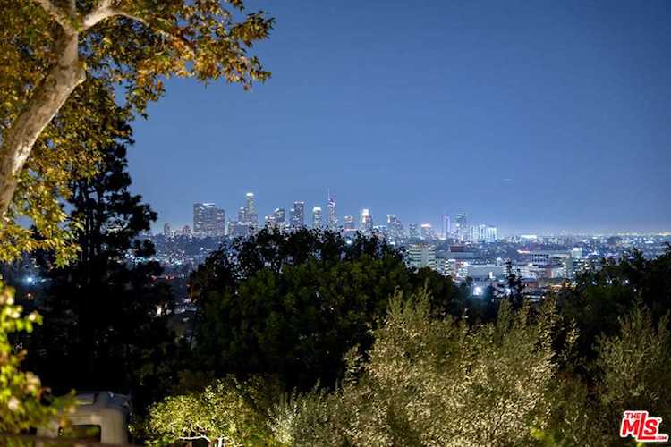 2310 N Catalina St Los Angeles, CA 90027