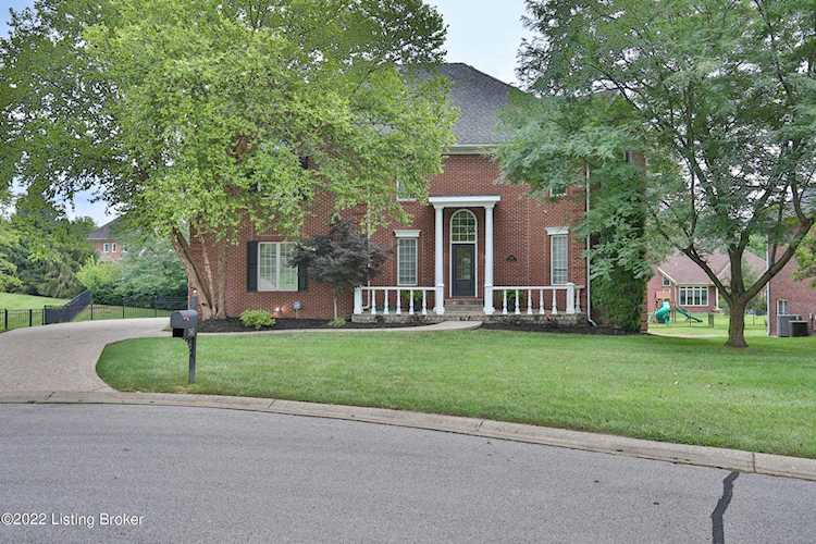 3024 Hilltop Ct Prospect, KY 40059