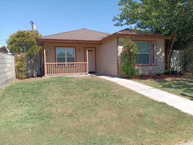 482 N San Pablo Avenue Fresno, CA 93701 | MLS 581650 Photo 1