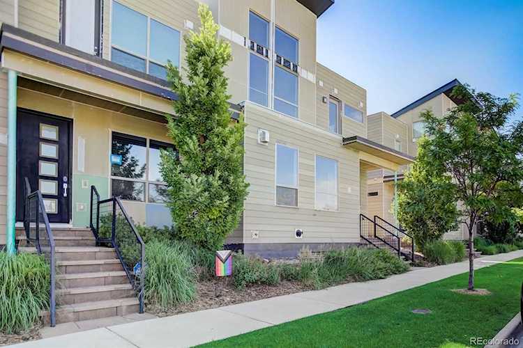 4964 Valentia Ct Denver, CO 80238