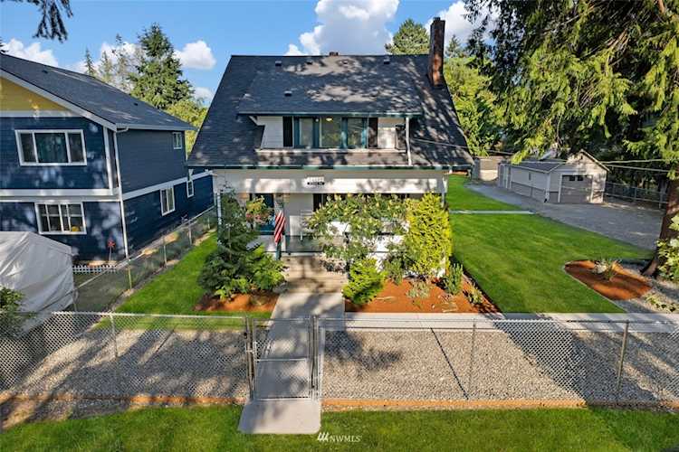 14612 18th Ave SW Burien, WA 98166