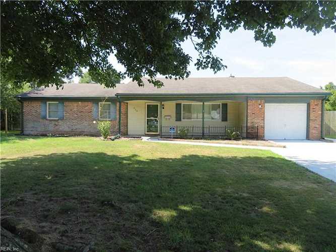 613 Oak Grove Ln Virginia Beach, VA 23452 | MLS 10443890 Photo 1