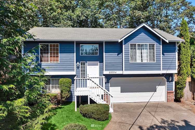 22054 SE 271st St Maple Valley, WA 98038